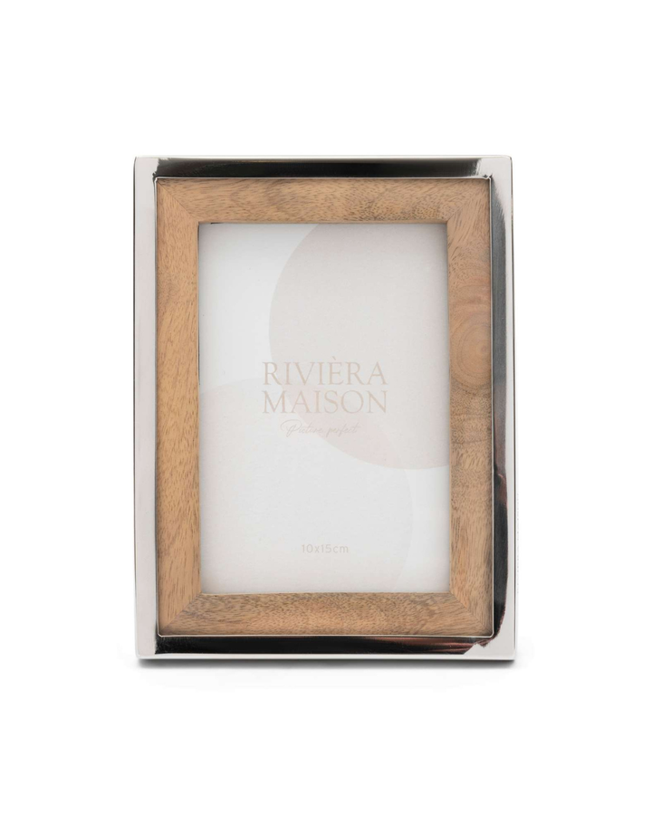 RM Wood Structure Bilderrahmen mit Mangoholz von Rivièra Maison vor weißem Hintergrund.