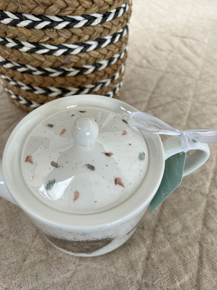 Teekanne Igel mit Maus von Wrendale Designs