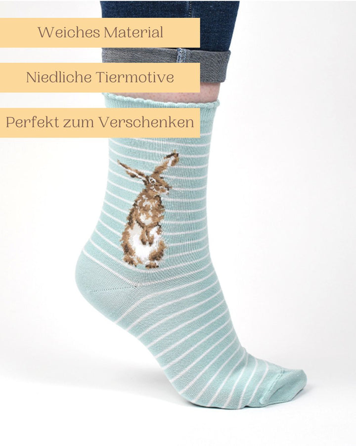 Weiche Bambussocken mit niedlichem Hasen Motiv von Wrendale Designs auch perfekt zum Verschenken.