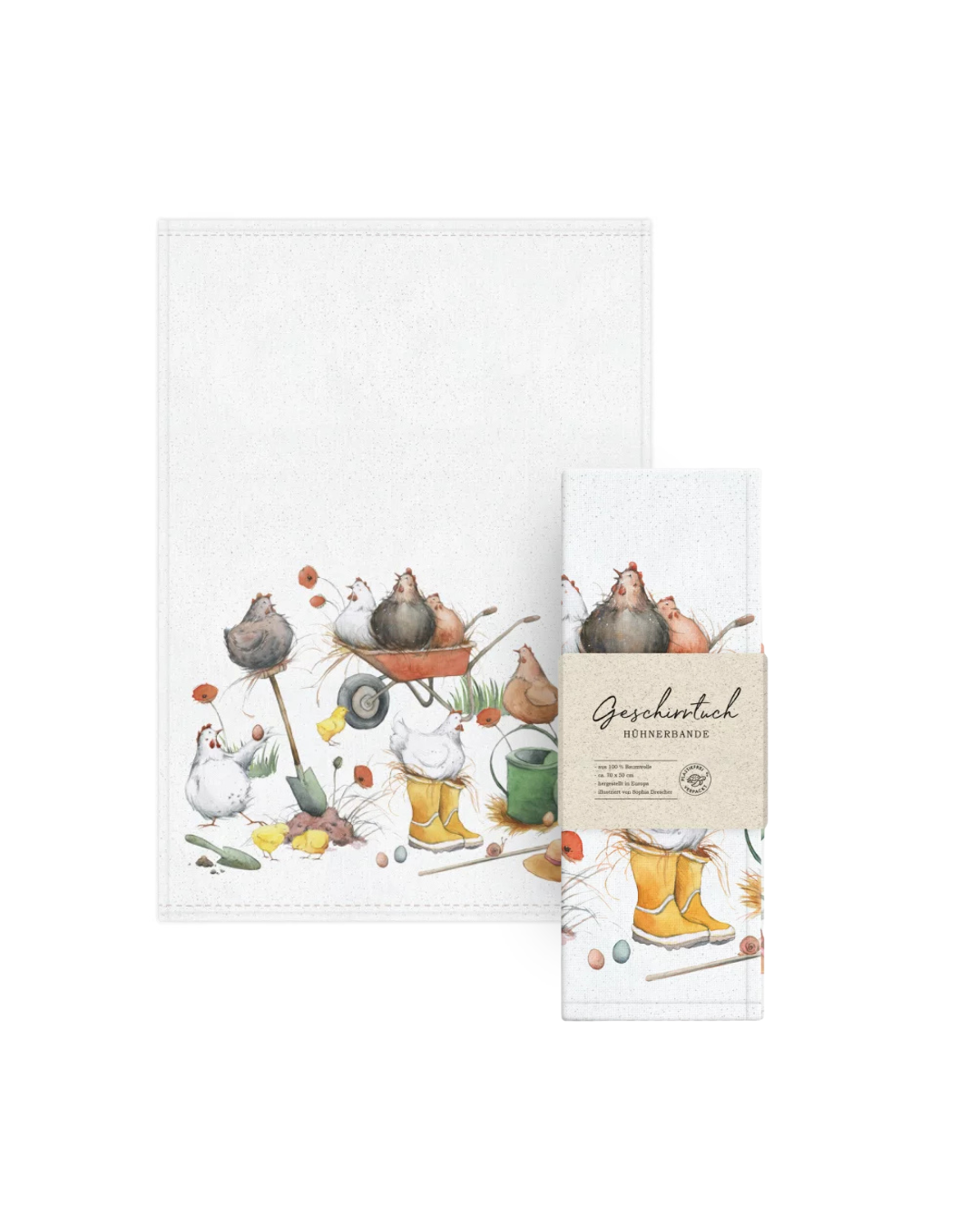 Gefaltetes Baumwolltuch mit bunter Illustration von Hühnern und Küken im Garten, daneben die passende Papierbanderole mit der Aufschrift „Geschirrtuch Hühnerbande“ und Informationen zum Material vor weißem Hintergrund..