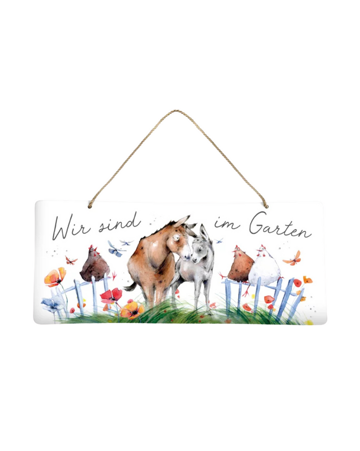 Metallschild Kuschelfreunde vom Grätz Verlag mit bunt illustrierten Eseln, Hühnern und Schmetterlingen auf weißem Hintergrund, Aufhängung mit Juteband.