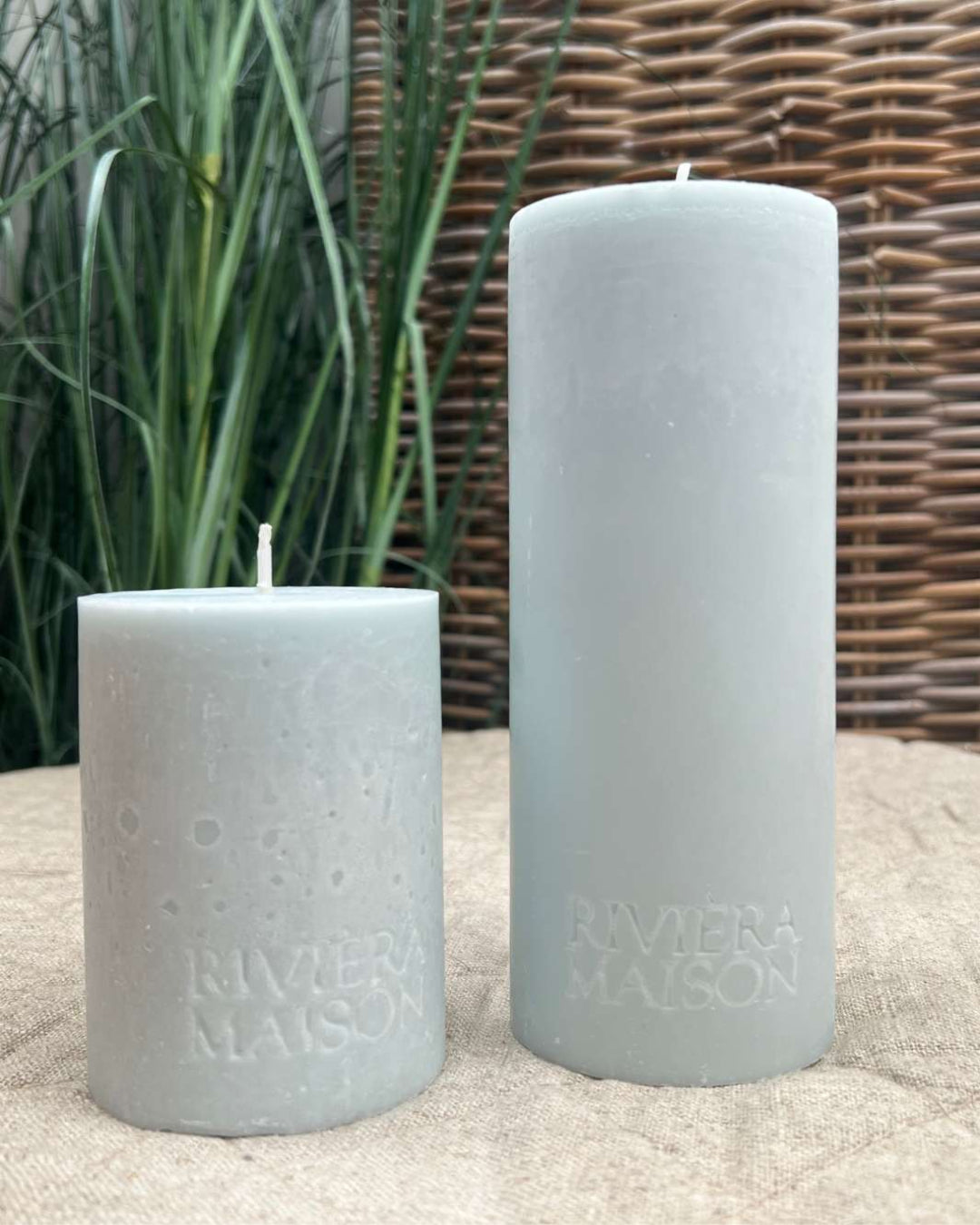 Kerzen Pillar Candle blue von Rivièra Maison
