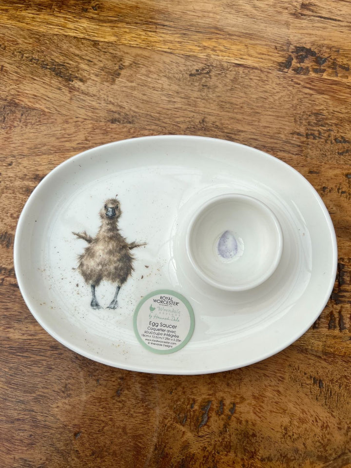 Porzeallan Eierbecher mit Entenküken Motiv von Wrendale Designs.