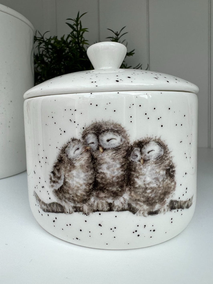 Porzellandose Eulen Wrendale Designs