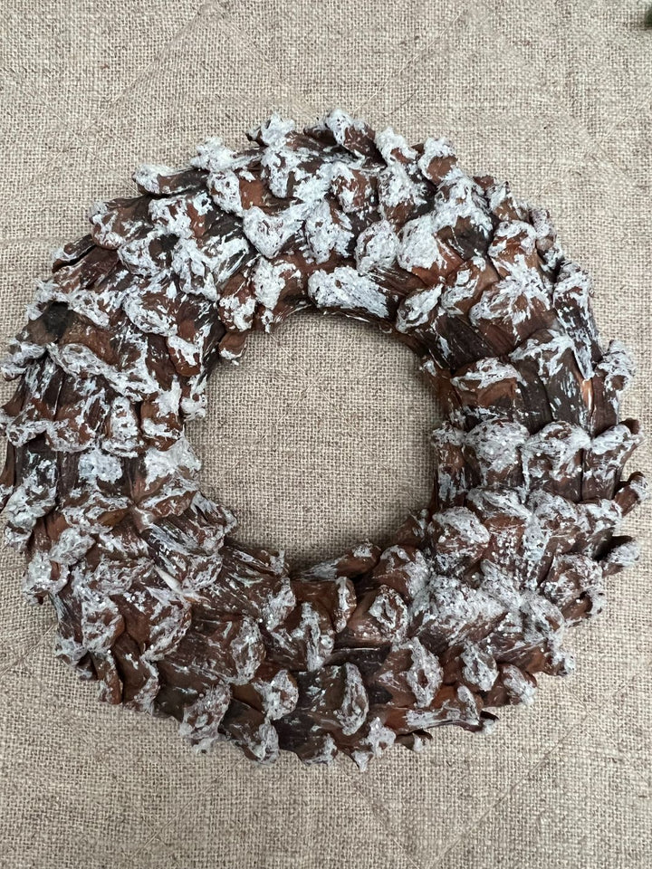 Pretty Pinecone Wreath von Rivièra Maison