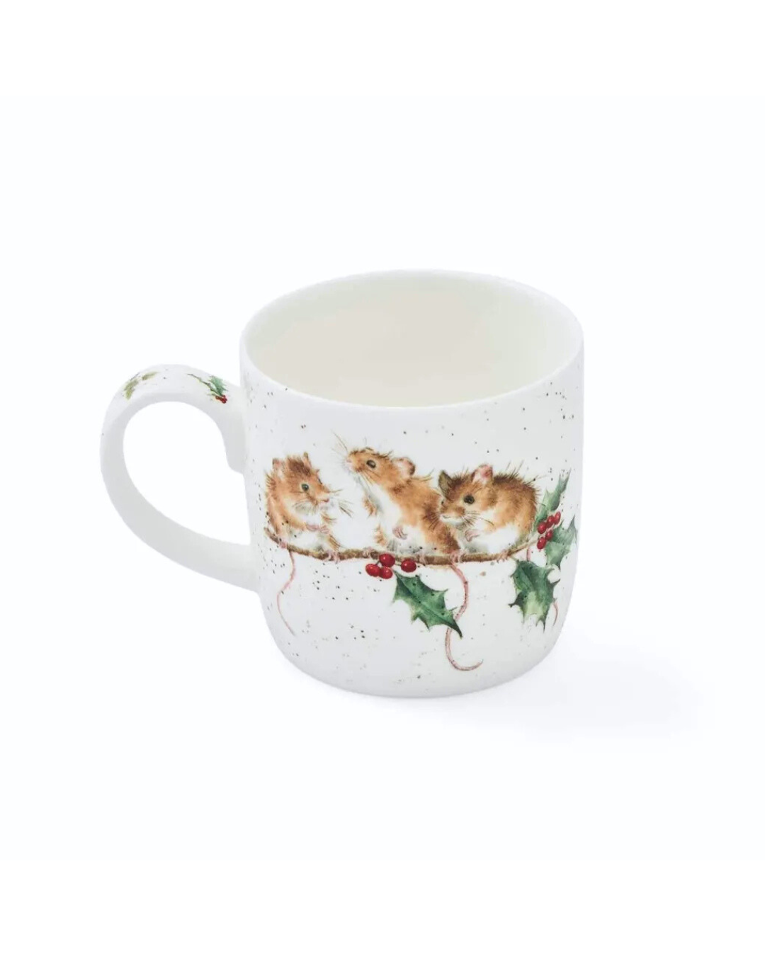Rückseite der Mäuse Tasse von Wrendale Designs vor weißem Hintegrund.