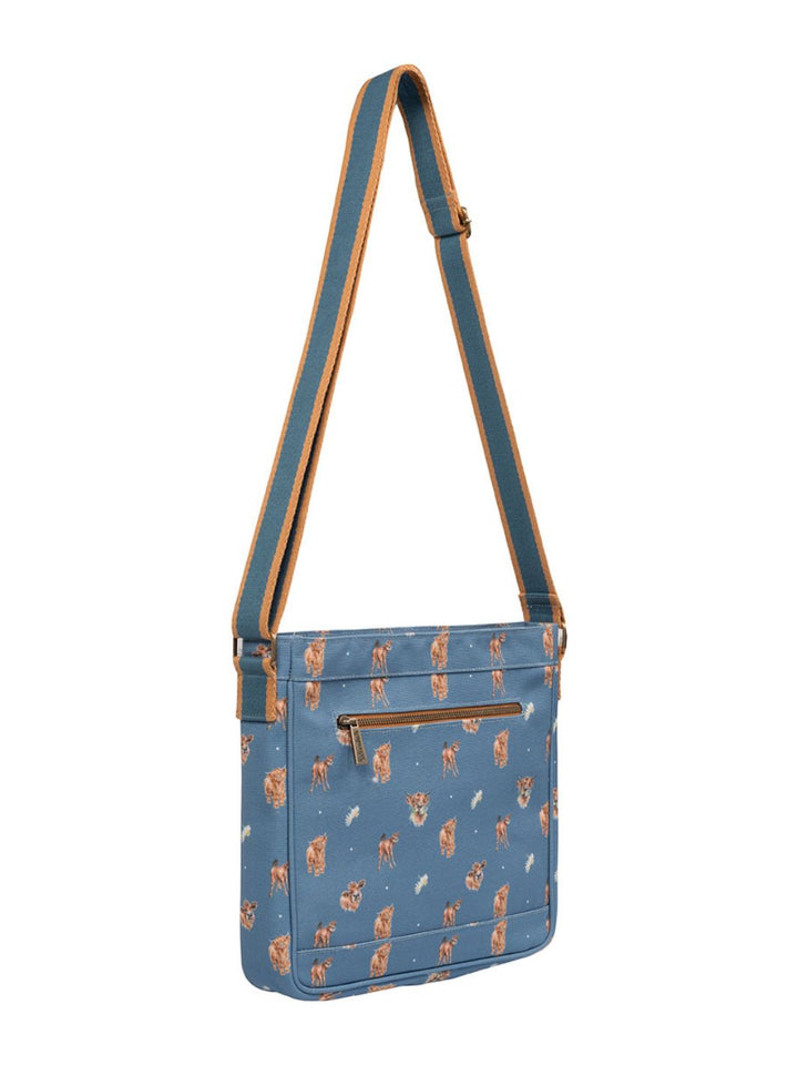 Rückseite der Handtasche mit den Kuh Motiven von Wrendale Designs