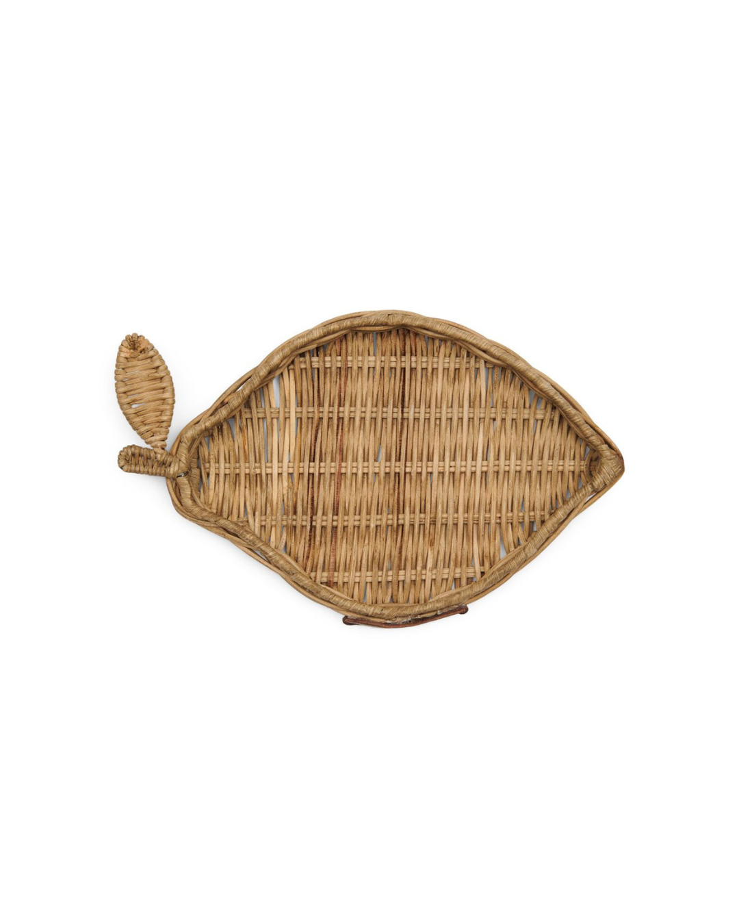 Rustic Rattan Mini Tablett in Zitronen-Form von Rivièra Maison vor weißem Hintergrund.
