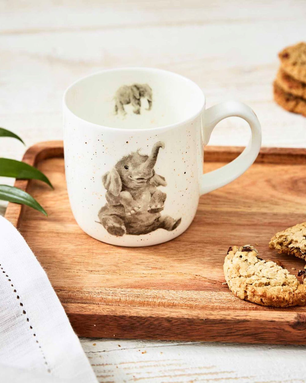 Schöne Tasse mit einem Elefanten Motiv von Wrendale Designs.