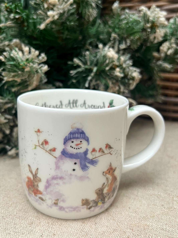 Tasse mit Schneemann und Waldtieren von Wrendale Designs