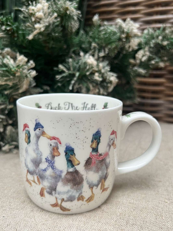 Tasse mit Weihnachtsenten von Wrendale Designs