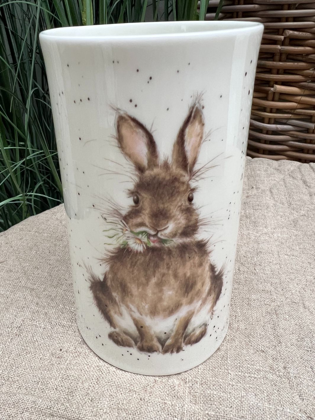 Blumenvase Hase von Wrendale Designs