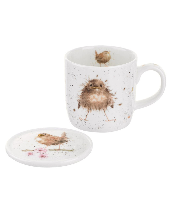 Die Vogel Tasse mit Deckel von Wrendale Designs zeigt ein wildes Spatzen Motiv.