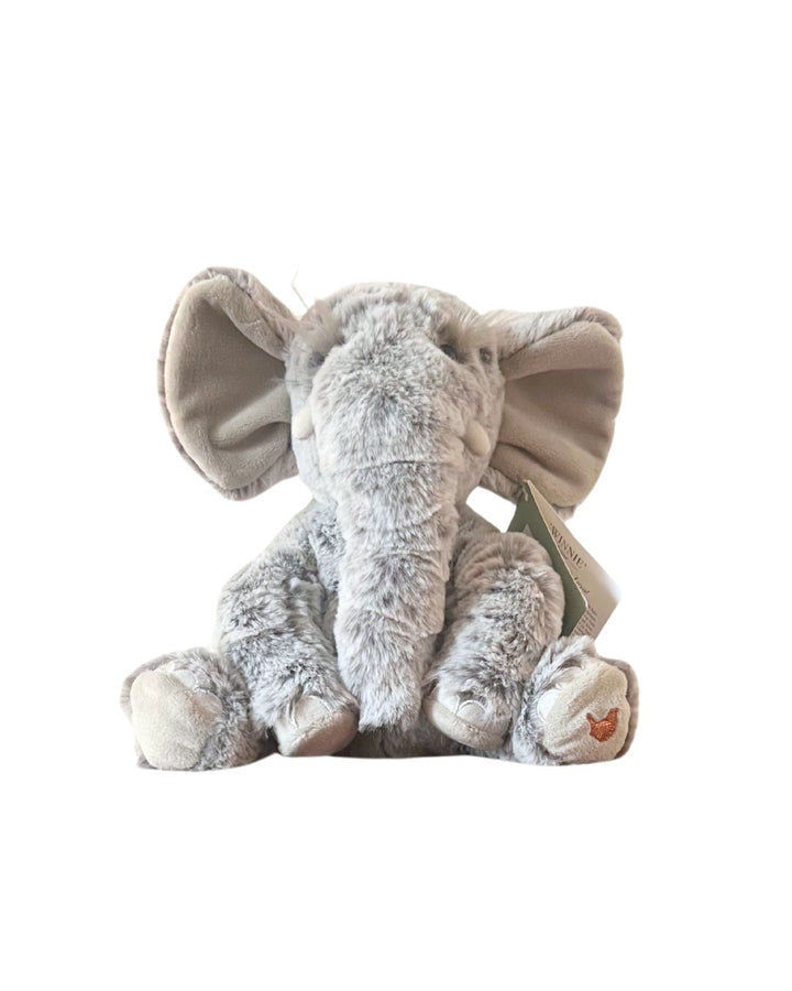 Kleiner Winnie in der Größe M als graues Elefanten Kuscheltier von Wrendale Designs.