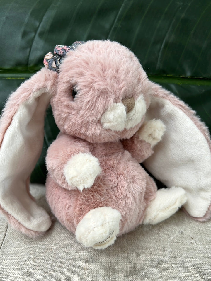 Kaninchen Kanina in antik rosa von Bukowski.