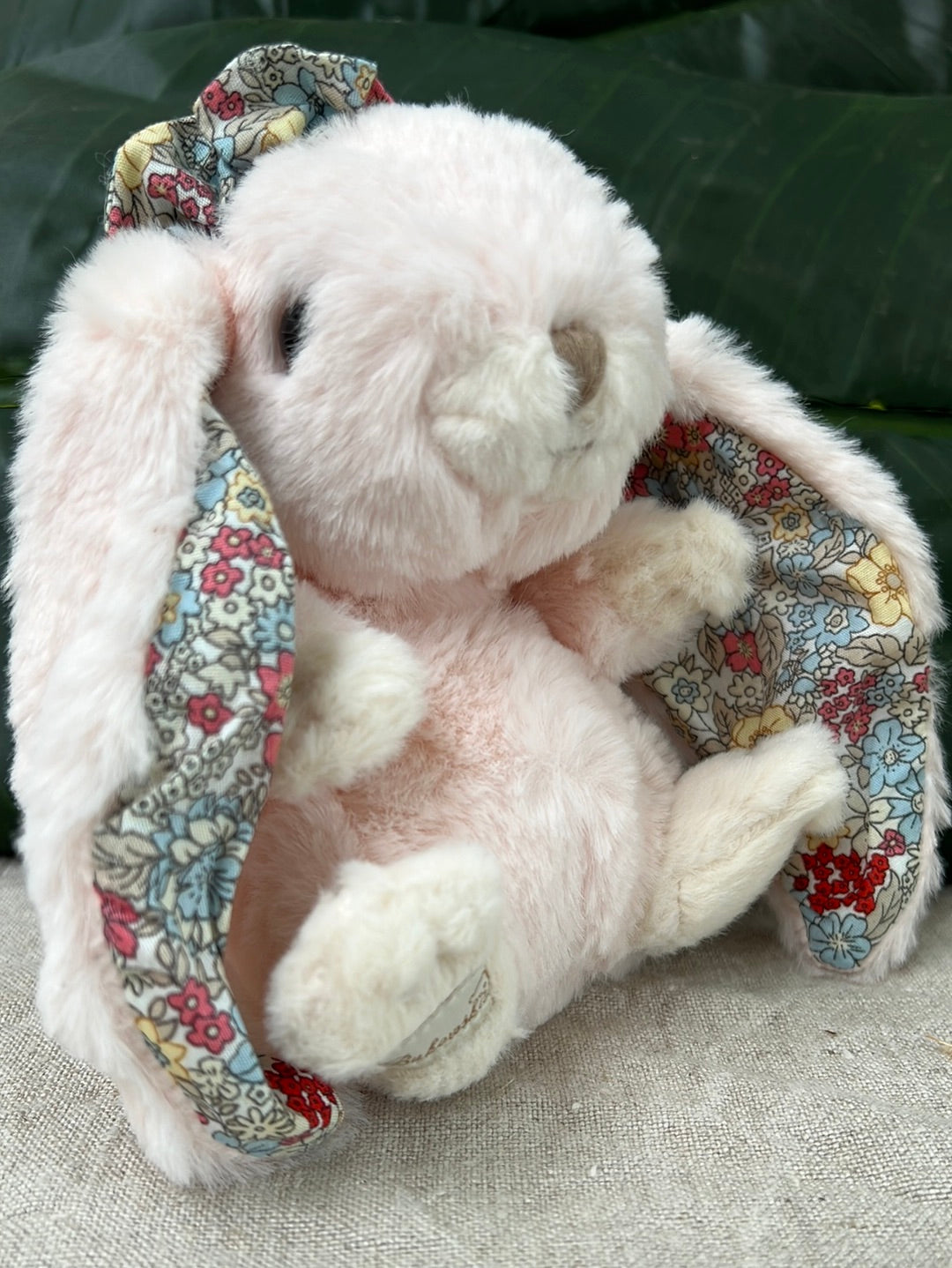 Kaninchen Kanina in rosa von Bukowski.