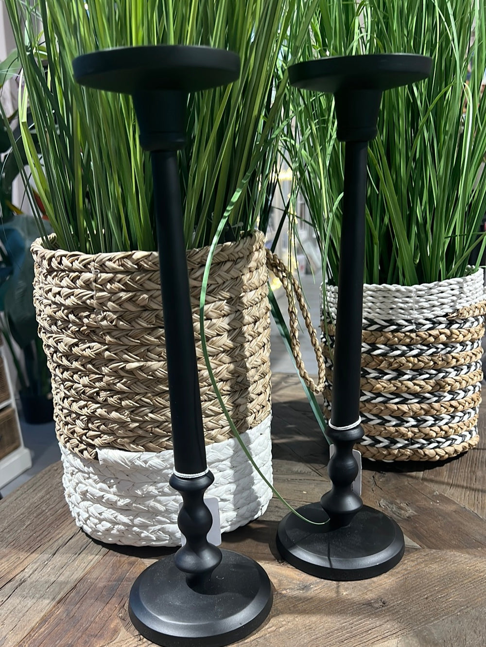 schwarzer Kerzenständer Warrington von Rivièra Maison