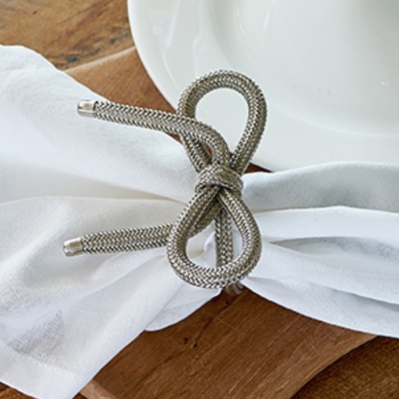 Pretty Bow Napkin Holder von Rivièra Maison