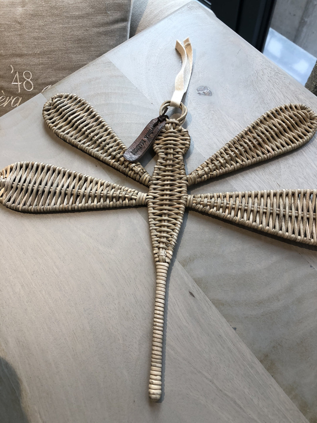 Rustic Rattan Dragonfly Decoration von Riviera Maison - Südstrand
