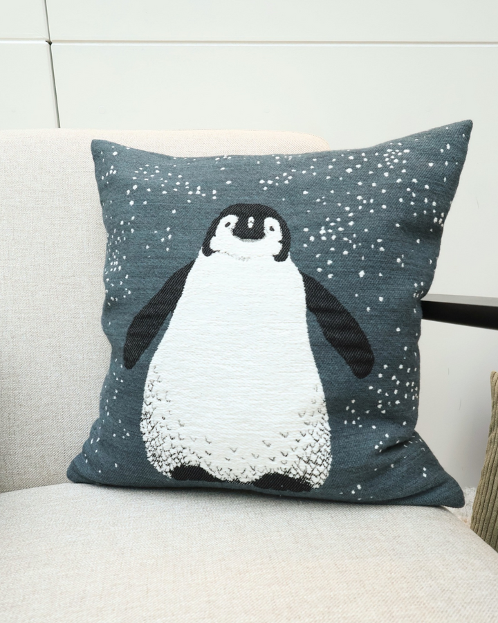 Pinguin Kissenbezug "Ping 45x45" von Sander Table + Home