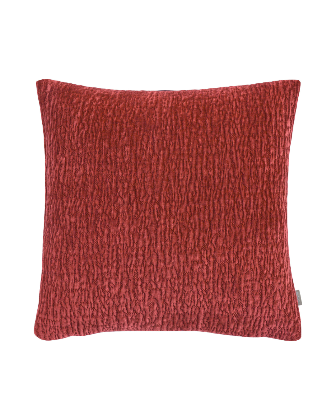 Basic Kissenbezug "Piccadily" von Sander  in der Farbe marsala vor weißen Hintergrund. Das Kissen ist simpel gestaltet und einheitlich in der selben Farbe. 