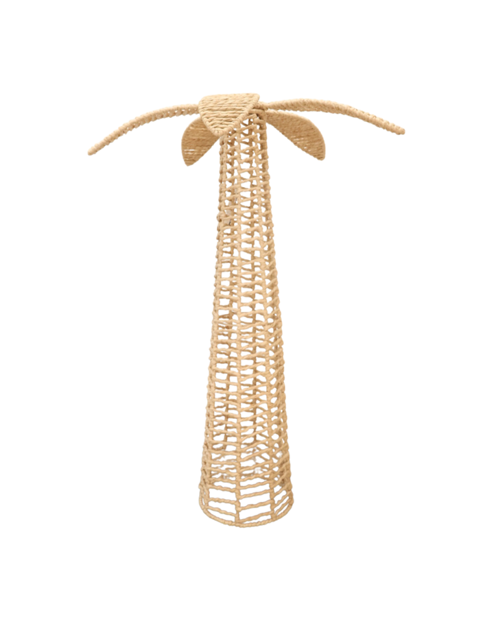 Große Deko-Palme aus robustem, naturfarbenem Material mit fein gearbeiteten Blättern, die mediterranes Flair ins Zuhause bringt.