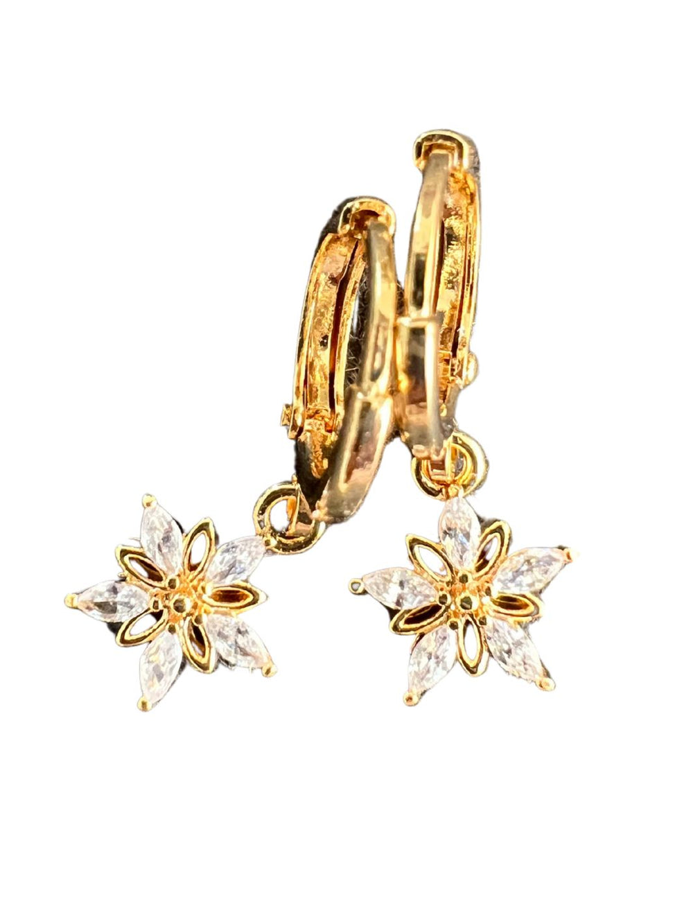 Blüten Ohrringe Gold von Dottilove