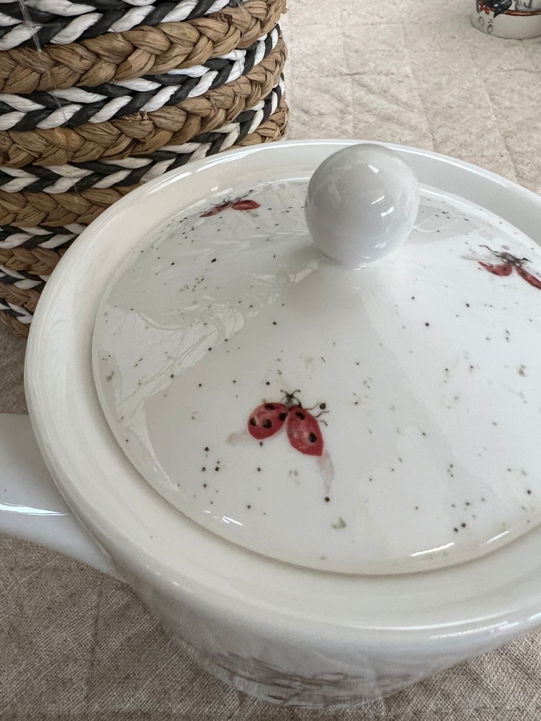 Teekanne Maus mit Gänseblümchen Wrendale Designs