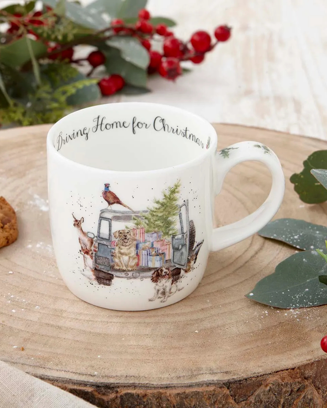 Weihnachtstasse "Driving Home for Christmas" von Wrendale Designs