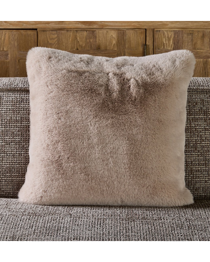 Kissenbezug "Heather Faux Fur 50x50" von Rivièra Maison