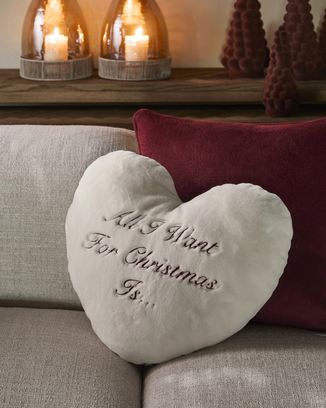 Herz-Kissen "Christmas Wish Heart Box Pillow" von Riviera Maison