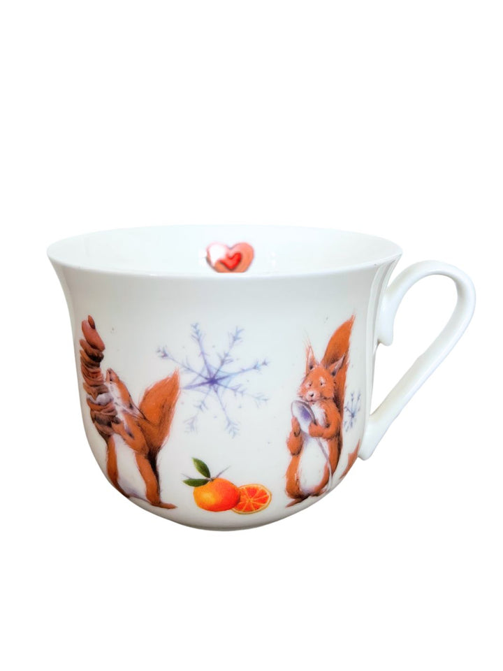 Eichhörnchen Weihnachten auf einer Tasse aus Porzellan vom Grätz Verlag.