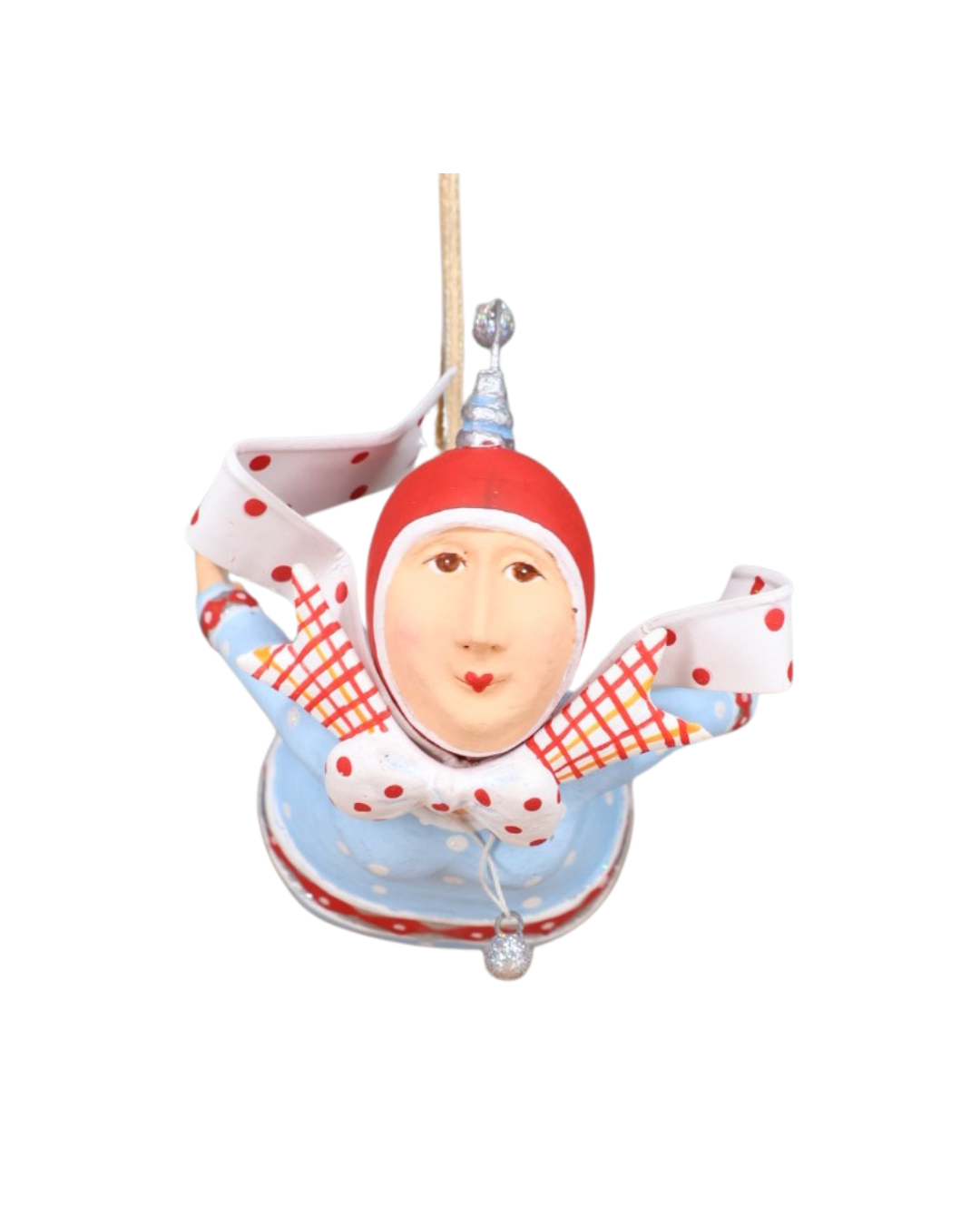 „Fallschirmspringerin Faith von Patience Brewster aus der Krinkles-Kollektion, frontal schwebend mit roten Punkten und blauen Anzug.“