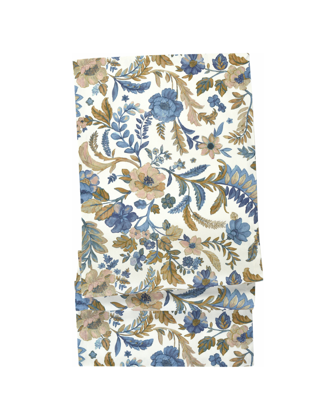 Floraler Kissenbezug Ravenna mit pastellfarbenen Blüten und Blättern in blau, gelb, beige und rosa von Sander Table + Home. Mohnblumen, Farn und Stockrosen sind neben anderen Blühpflanzen auf weißem Untergrund zu sehen.