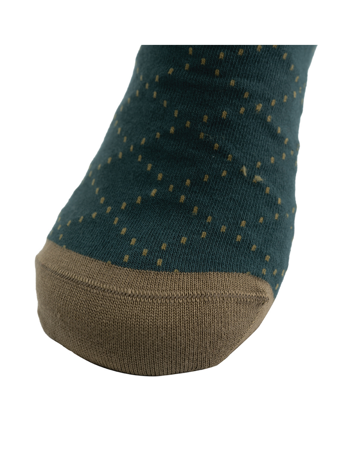 Detailansicht der Zehenpartie der Frosch Männersocken in abgestimmter Kontrastfarbe