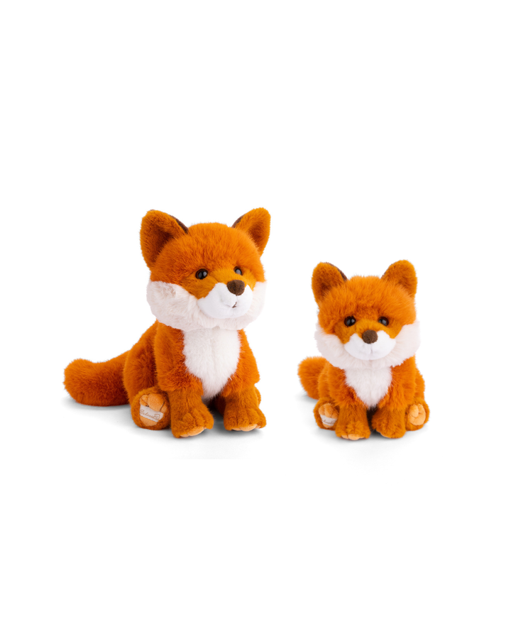 Plüschfüchse Clever Fox mit weißer Brust und flauschigem Fell