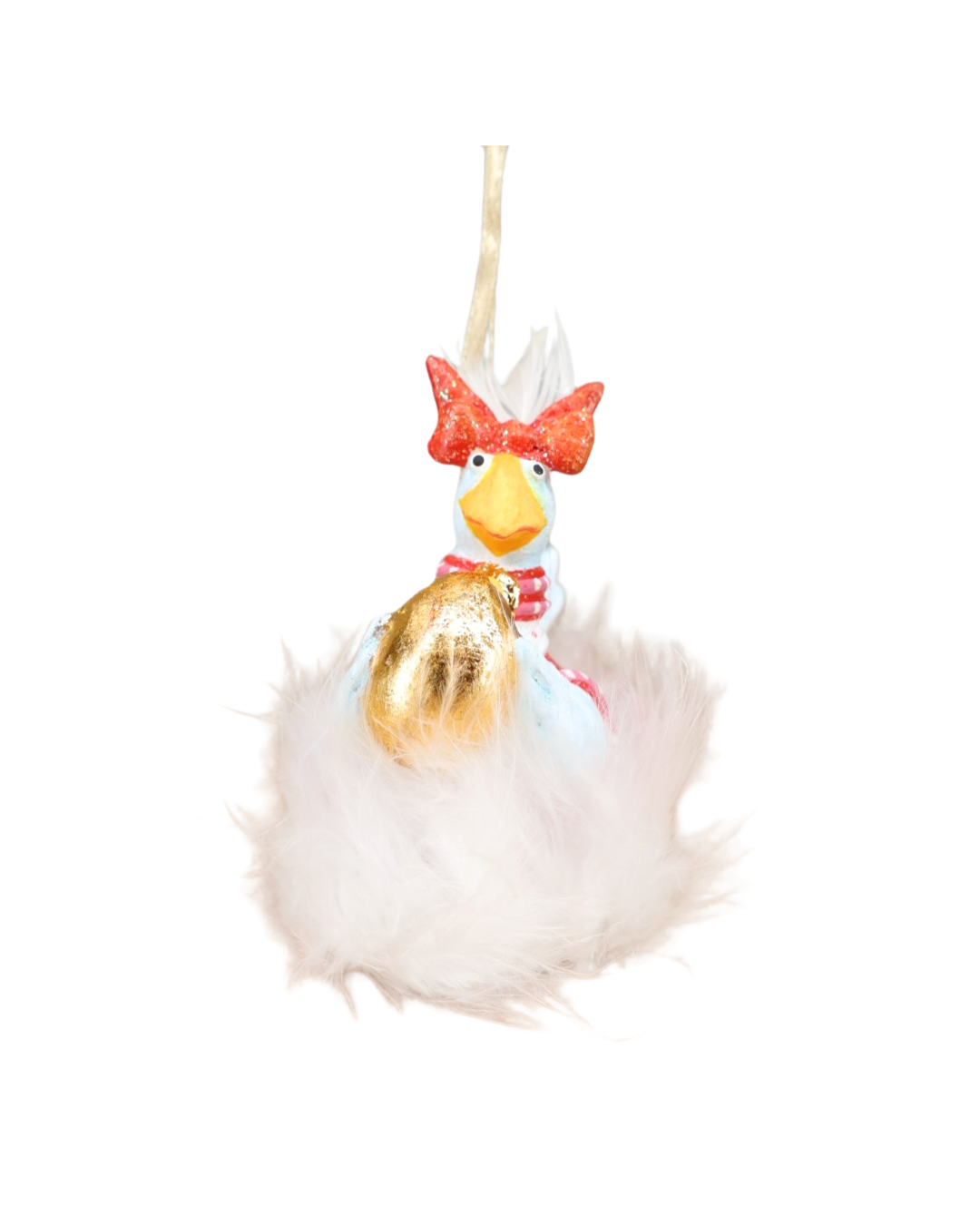 „Gänse Krinkle Mini 12 Days Goose von Patience Brewster, sitzende Gans mit goldenem Ei im weißen Federnest, Frontalansicht.“