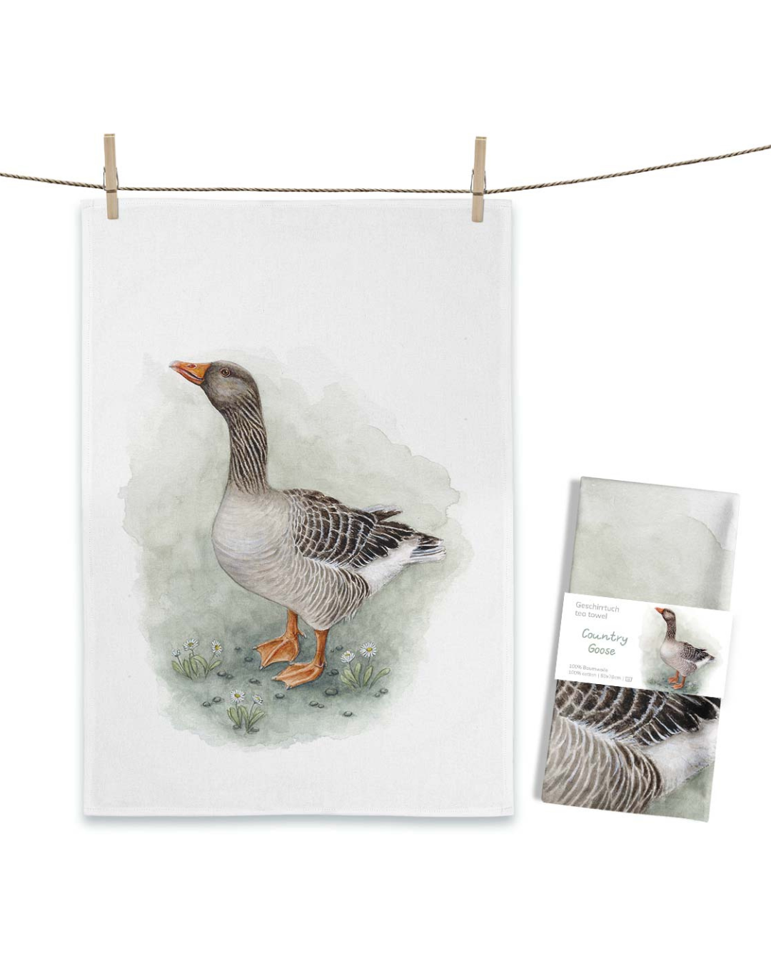 Geschirrtuch „Country Goose“ von Maluu mit Aquarellmotiv einer Gans auf Wiese