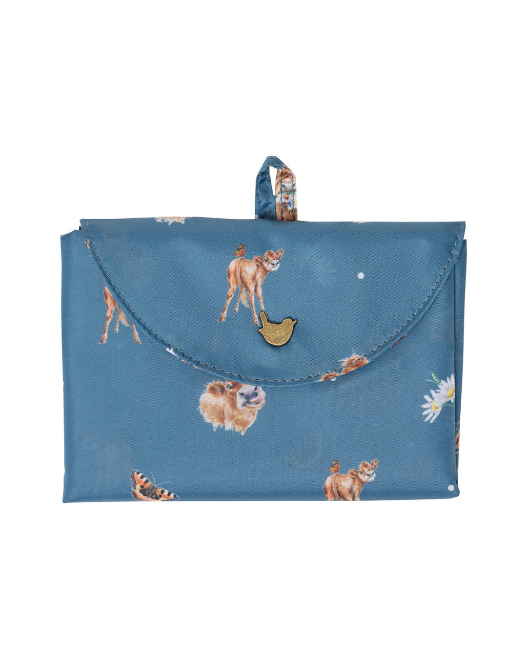 Gefaltete dunkelblaue Kuh Einkaufstasche Farmyard Friends von Wrendale Designs. Zu sehen sind zwei der Kälbchenmotive von Hannah Dale, Gänseblümchen und ein Schmetterling.