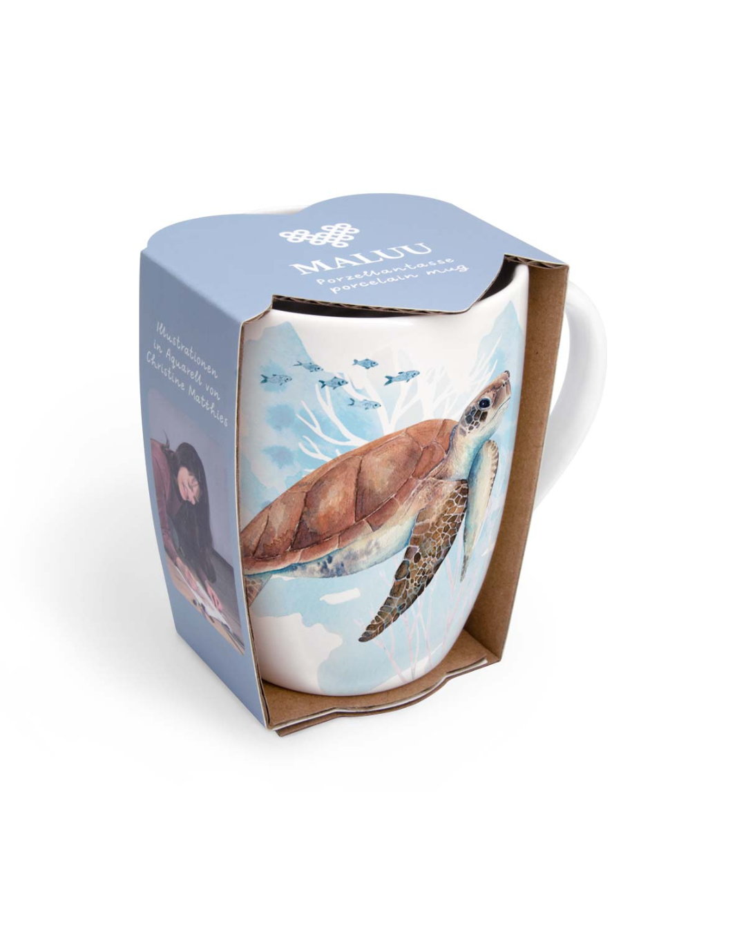 Verpackte Porzellantasse „Sealife“ von Maluu mit blauer Geschenkbox