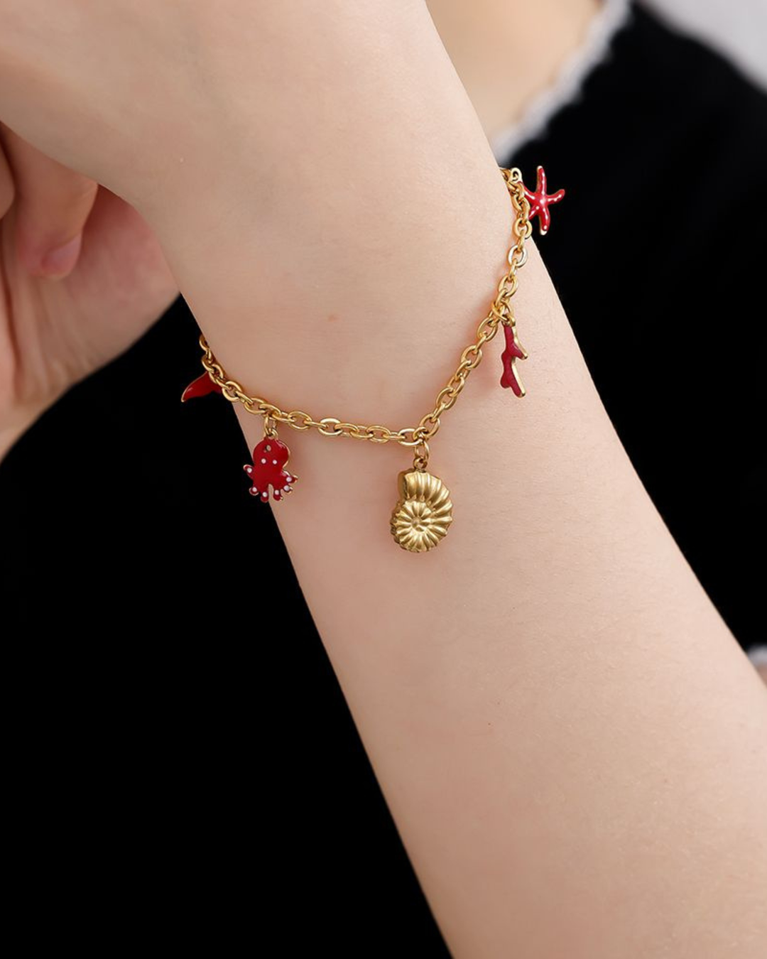 Armband mit Ozean-Anhängern von Dottilove