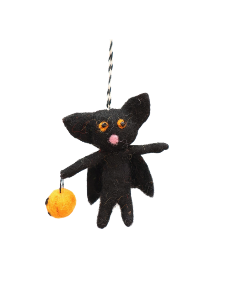 Halloween Fledermaus Filzanhänger "Tricky" von Grace & Gloria