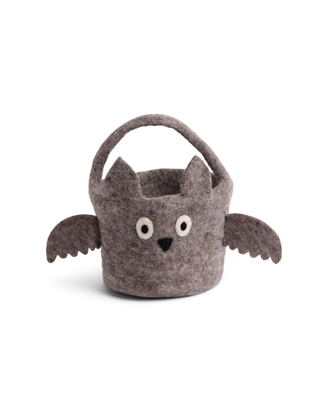 Halloween Fledermaus Trick or Treat Korb aus Filz von Gry & Sif mit Flügeln und Augen vor weißem Hintergrund.