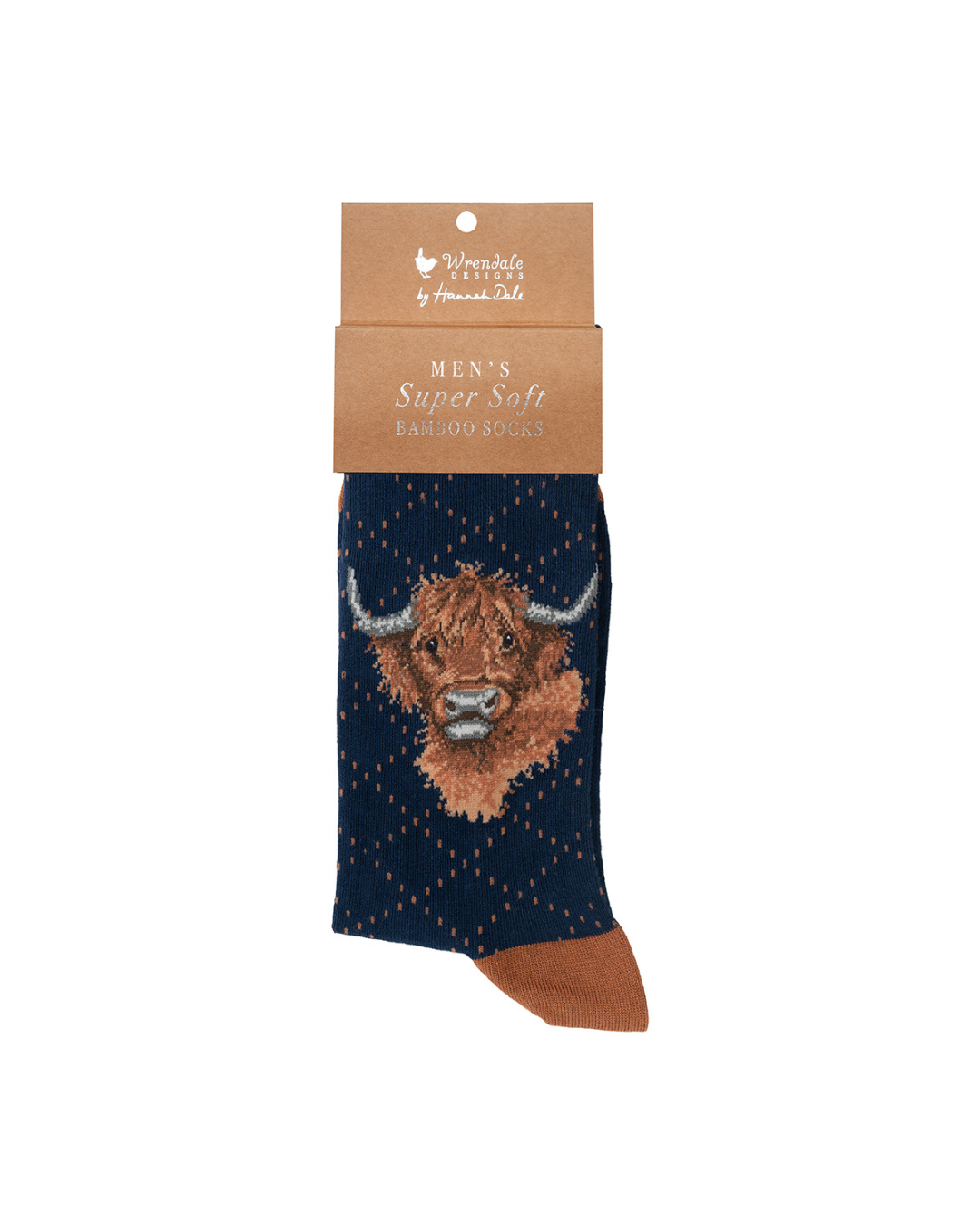 Verpackte Hochland-Kuh Männersocken „Gordon“ von Wrendale Designs mit dunkelblauem Hintergrund