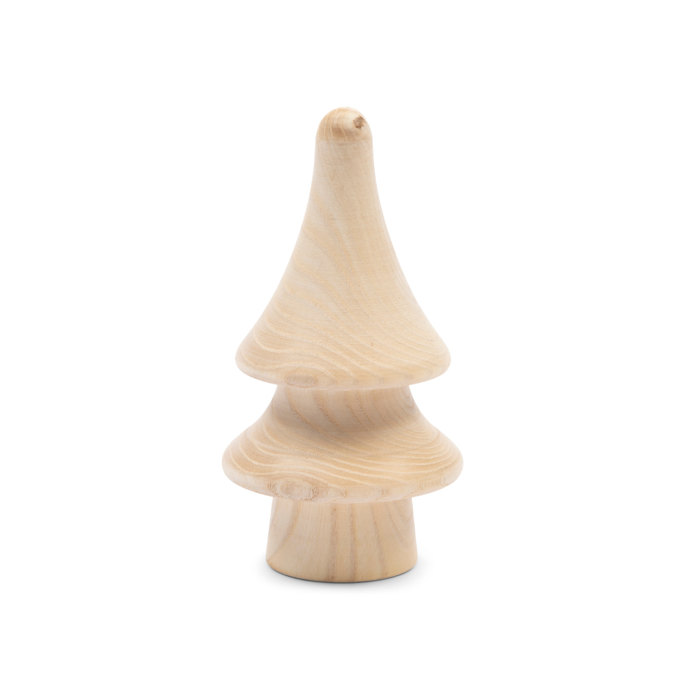 Holztannenbaum Aspen Wooden Tree von Rivièra Maison vor weißem Hintergrund.