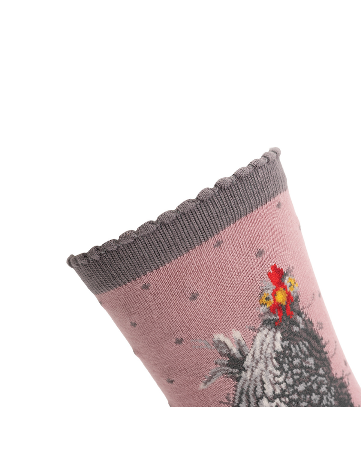 Detailansicht des grauen Bündchens der Hühner Socken von Wrendale Designs