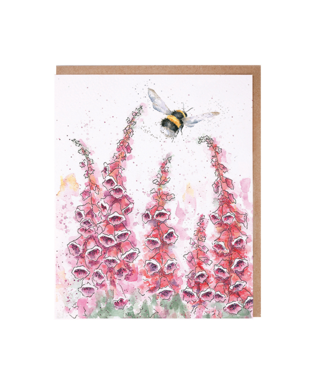 Hummel Grußkarte A Cottage Garden von Wrendale Designs: Hummel über Fingerhutblüten, Hochkant-Format, Illustration von Hannah Dale.