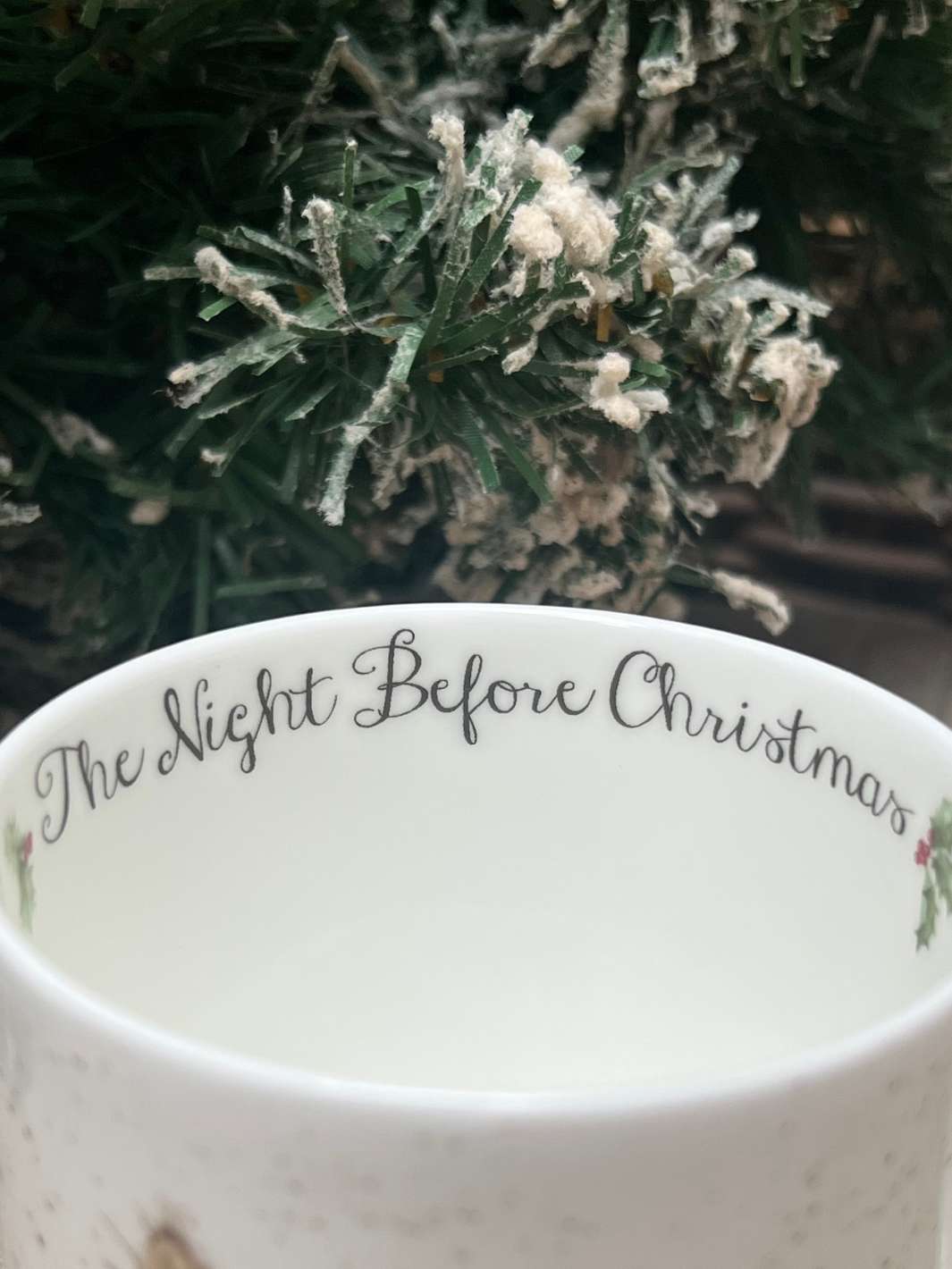 Innenansicht der Fuchs Tasse "The Night before Christmas" von Wrendale Designs.
