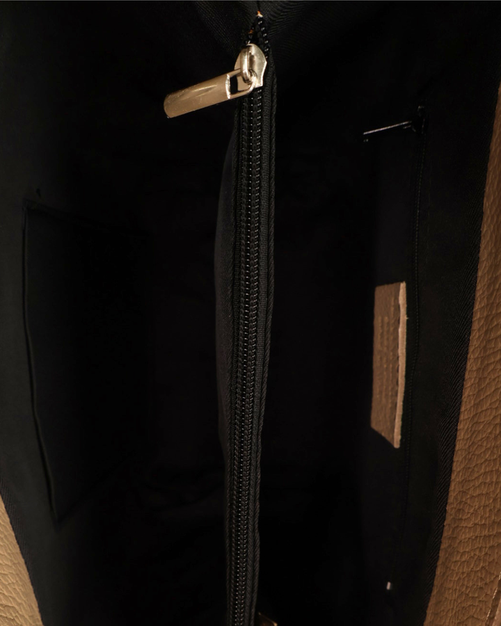 Nahaufnahme der Innentasche von Handtasche "Lotte" vom Südstrand.