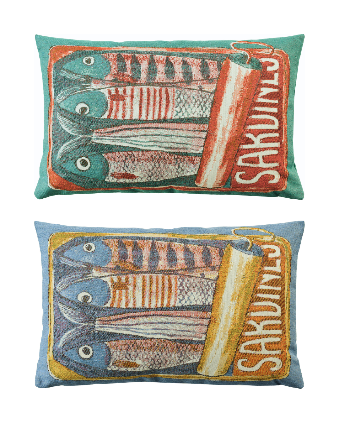 Zwei Sardinen Kissenbezüge Scatola von Sander in Grün und Blau mit Fischdosenmotiv nebeneinander freigestellt